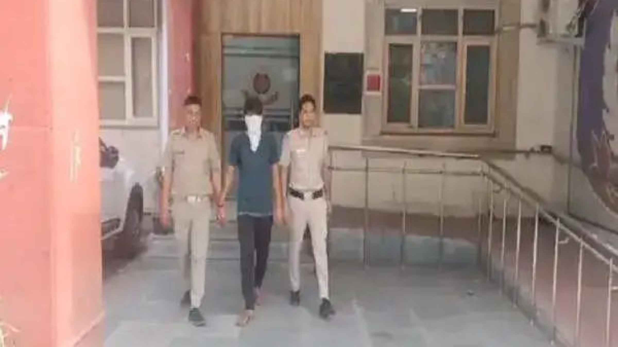 पूर्वी दिल्ली में पुलिस का बड़ा एक्शन: मोबाइल स्नैचर और ड्रग तस्कर गिरफ्तार, क्या आपका इलाका भी था निशाने पर? delhi crime snatching in delhi