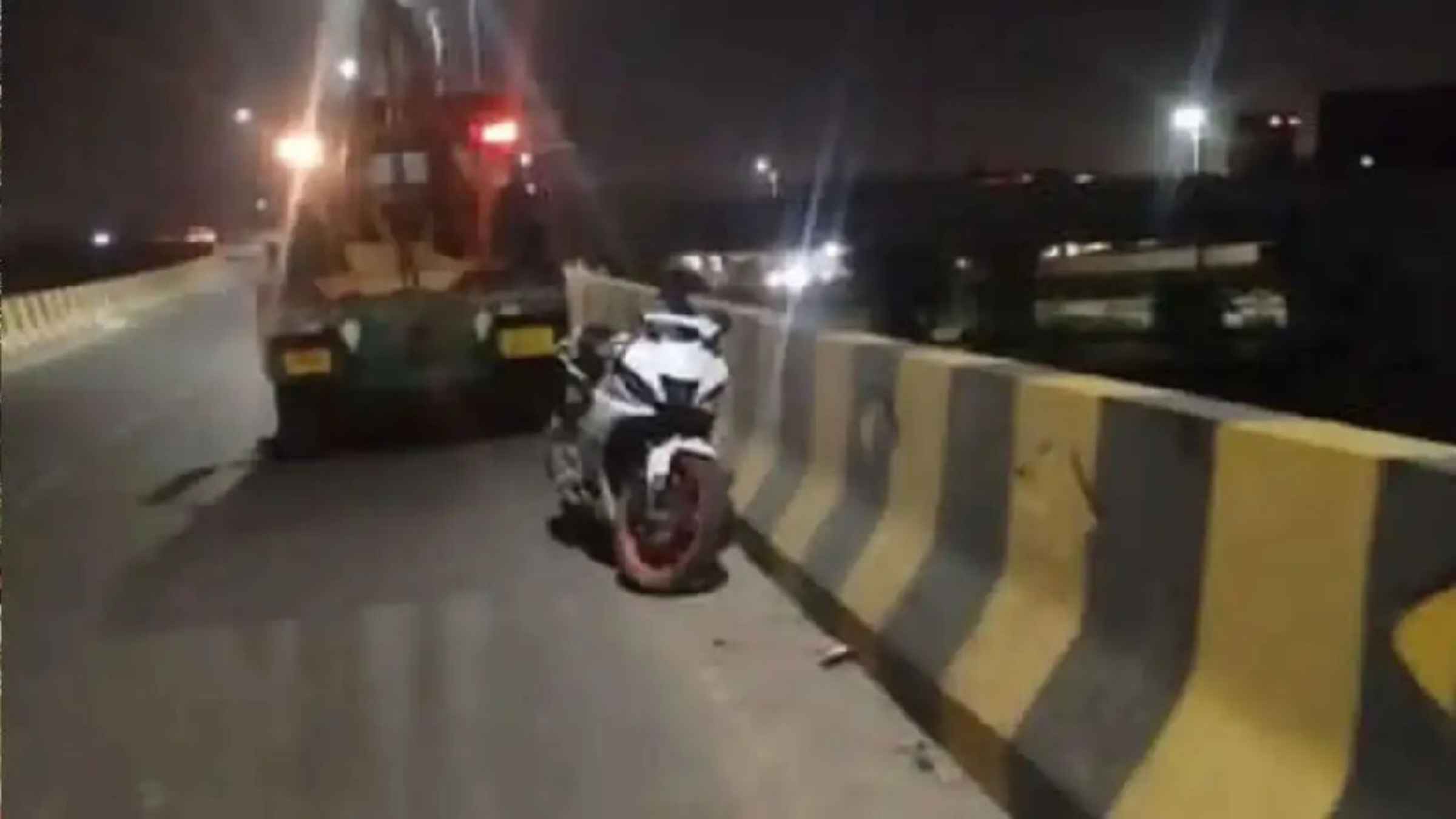 delhi road accident ipl 2026