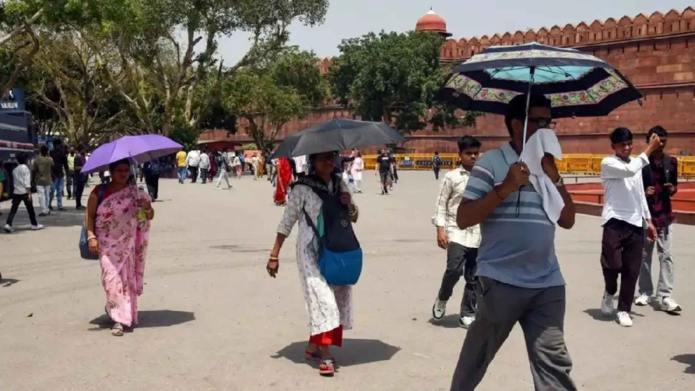 delhi weather heatwave alert