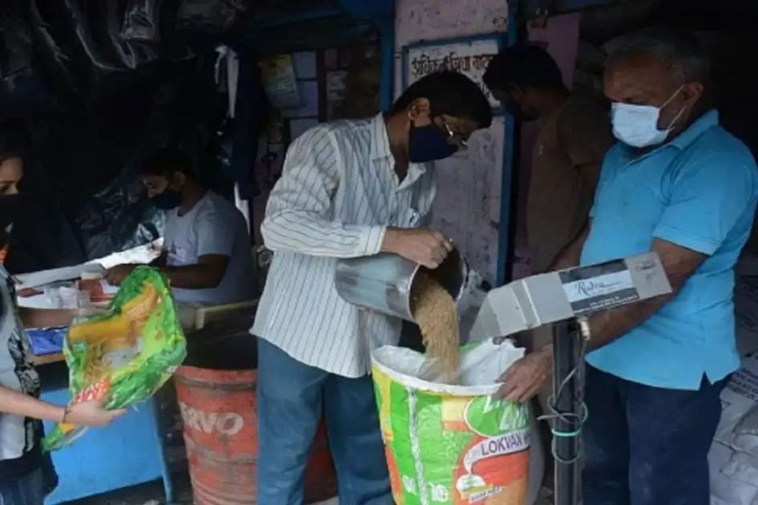 हिमाचल में भारी आर्थिक संकट, मुख्यमंत्री और बड़े अफसरों की कटी आधी सैलरी, क्या दिवालिया होने वाला है राज्य? free government schemes