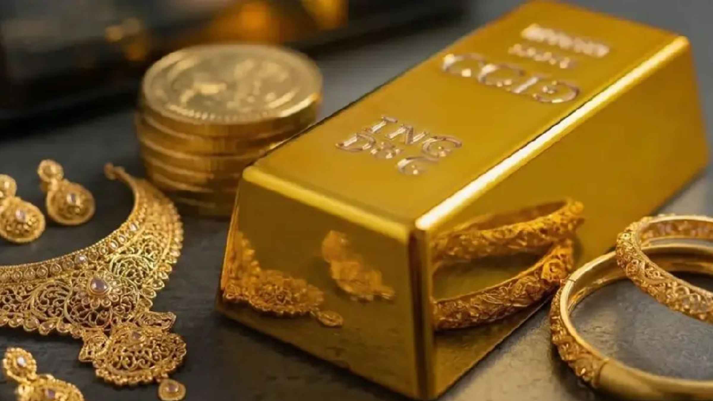 सोने के भाव में भारी गिरावट: ₹30,000 तक सस्ता हुआ गोल्ड, शादियों के सीजन में खरीदारों की लगी लॉटरी gold rate today