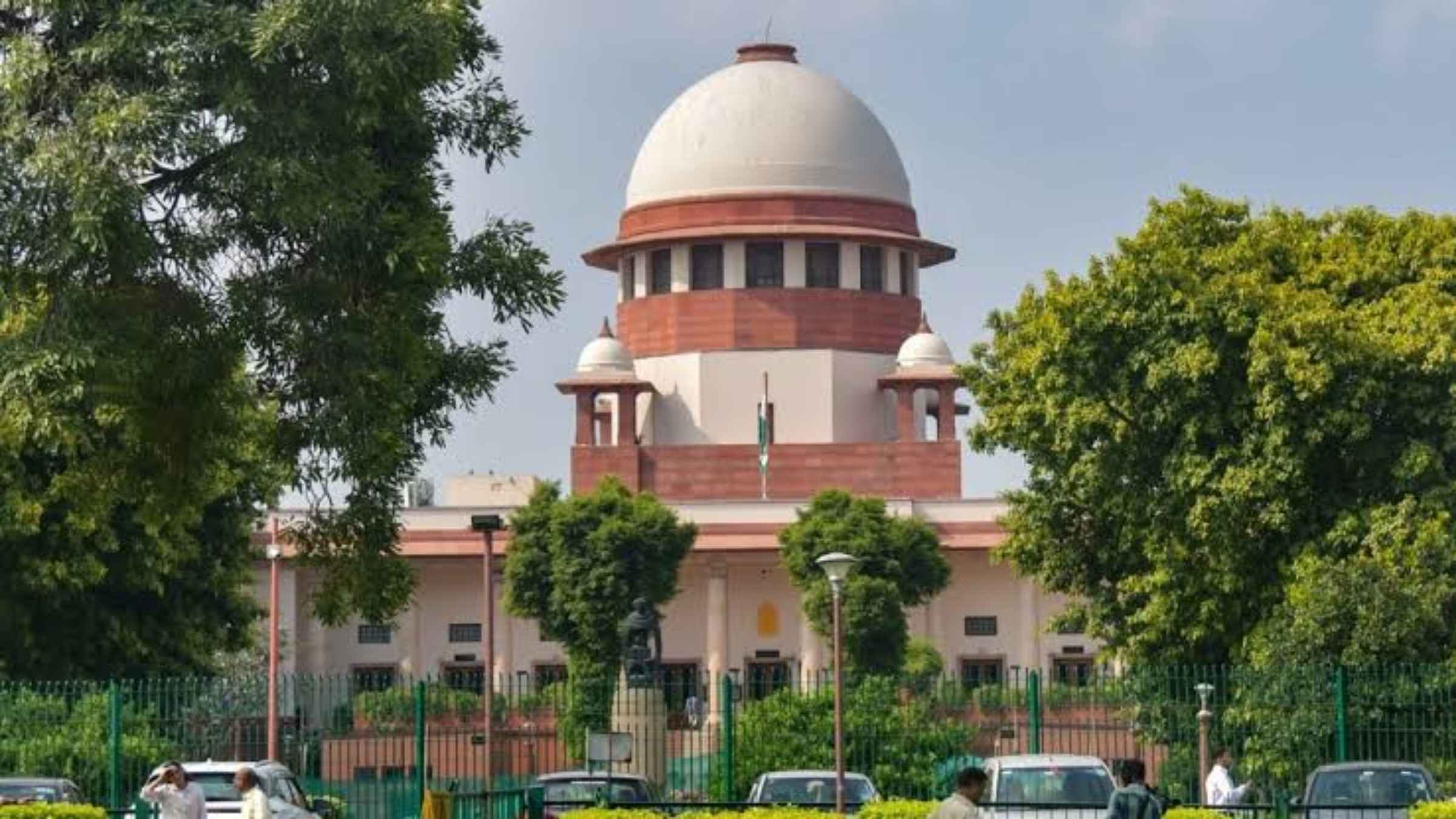 क्या अब सिर्फ 6 साल तक के बच्चों को मिलेगा आधार कार्ड? सुप्रीम कोर्ट के फैसले पर टिकी पूरे देश की नजर supreme court abortion law india