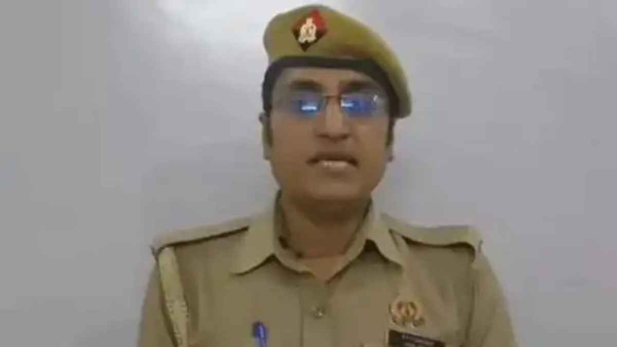 2000 recovered from constable