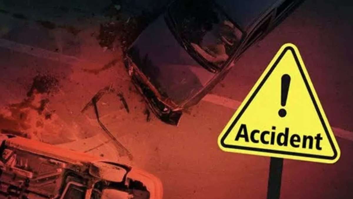 सोलन में चायल मार्ग पर भीषण सड़क हादसा, 150 फुट गहरी खाई में गिरी अनियंत्रित कार, युवती की दर्दनाक मौत Accident in Himachal