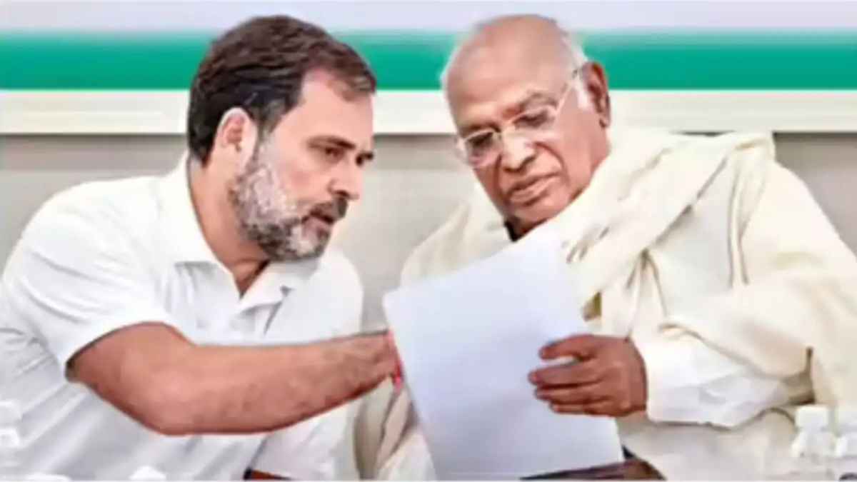 यूपी विधानसभा चुनाव से पहले कांग्रेस में मची रार: क्या ‘होल्ड’ पर है पार्टी का भविष्य? Congresss Mission 2027