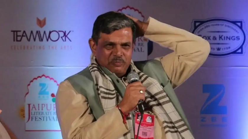 “सनातन बरगद के पेड़ जैसा है”, उदयनिधि स्टालिन के प्रहार पर RSS नेता दत्तात्रेय होसबले का बड़ा पलटवार Dattatreya Hosabale