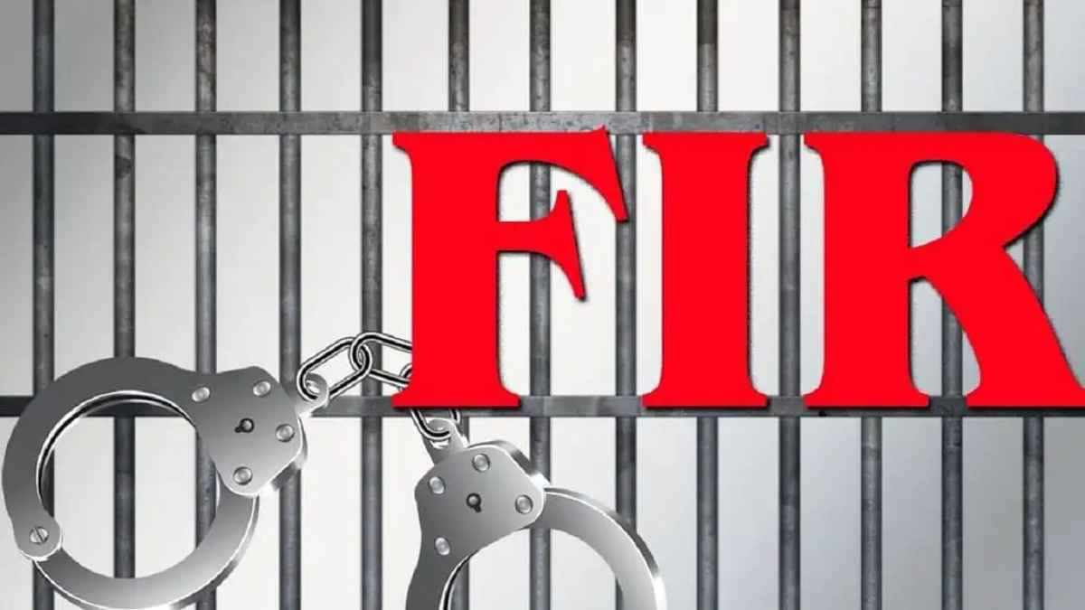 रामपुर में पालतू कुत्ते की मौत पर FIR दर्ज, आरोपी ट्रक चालक की तलाश के लिए खंगाले जा रहे CCTV FIR registered in Rampur over death of pet dog