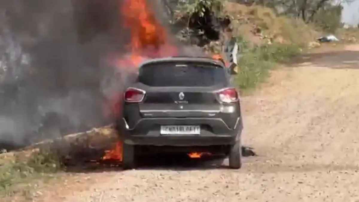 चलती कार अचानक बनी आग का धुआंधार गोला, चालक की एक समझदारी ने पूरे परिवार को मौत के मुंह से निकाला Fire in a moving car