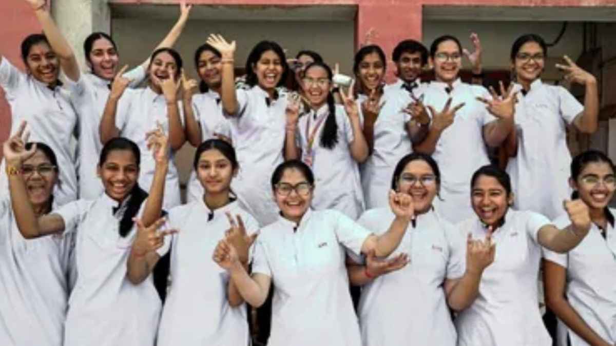 HBSE 12th Result 2026: हरियाणा बोर्ड 12वीं के नतीजे अचानक घोषित! 84.67% छात्र हुए पास, यहां तुरंत देखें अपना रिजल्ट HBSE 12th Result