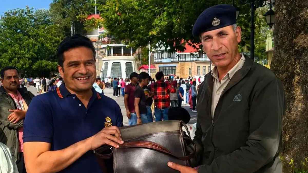 Shimla Tourism: रिज मैदान पर छूटा 56 हजार नकद और दो पासपोर्ट भरा बैग, फिर हिमाचल पुलिस ने जो किया जानकर करेंगे सलाम! HP Police