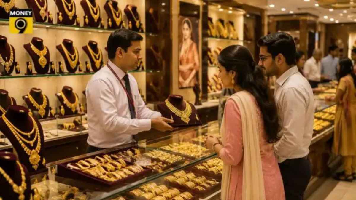 Gold Silver Import Duty: सोने-चांदी पर टैक्स का भारी बोझ, स्मगलिंग और ग्रे मार्केट बढ़ने की विशेषज्ञों ने दी चेतावनी JewelryIndustry