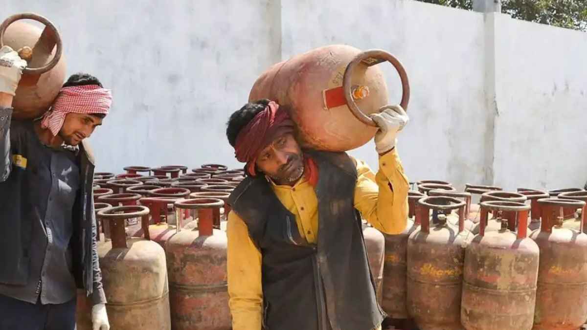गैस सिलेंडर की किल्लत की अफवाहों पर सरकार का बड़ा प्रहार, जानें क्या है असली सच्चाई? LPG Gas Cylinder Booking