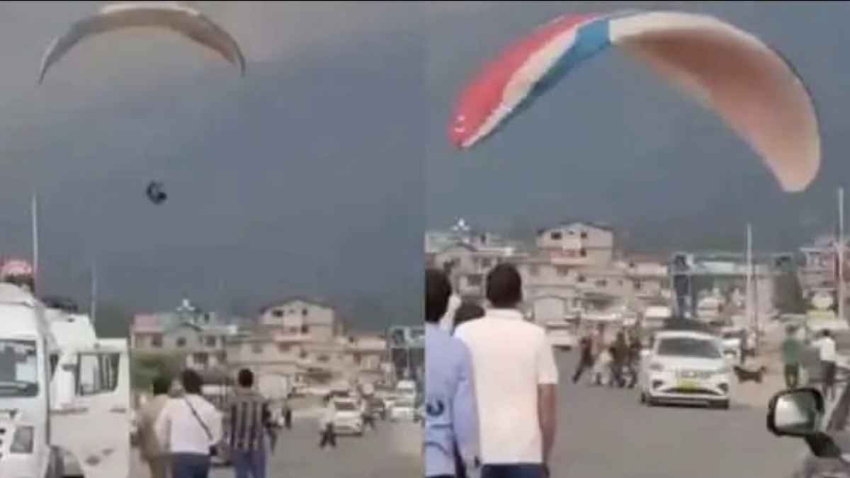 कुल्लू-मनाली हाईवे पर अचानक उतरा पैराग्लाइडर, तेज हवाओं में पायलट की सूझबूझ से बची जान Landing on Highway