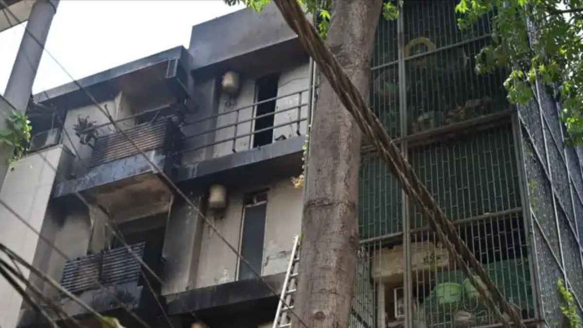 दिल्ली में बिल्डिंग बाय-लॉज की धज्जियां: भ्रष्टाचार और मिलीभगत ने रिहायशी इलाकों को बनाया ‘डेथ ट्रैप’ MCDCorruption