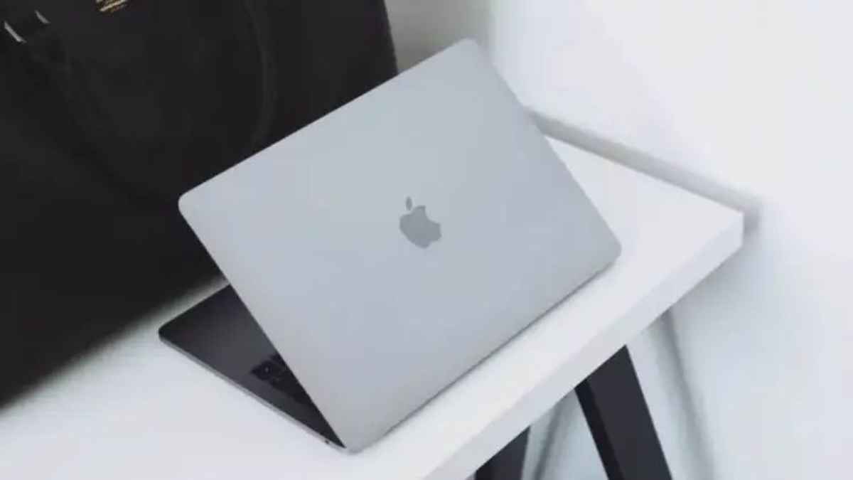 अमेज़न ग्रेट समर सेल: अब तक की सबसे कम कीमत पर मिल रहा है Apple MacBook Neo MacBookNeo