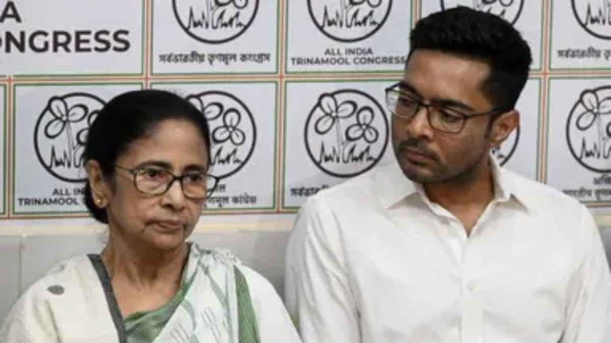 बंगाल चुनाव परिणाम के बाद अभिषेक बनर्जी की सुरक्षा घटी, स्थानीय लोगों ने जताई खुशी Mamata Banerjee and Abhishek Banerjee