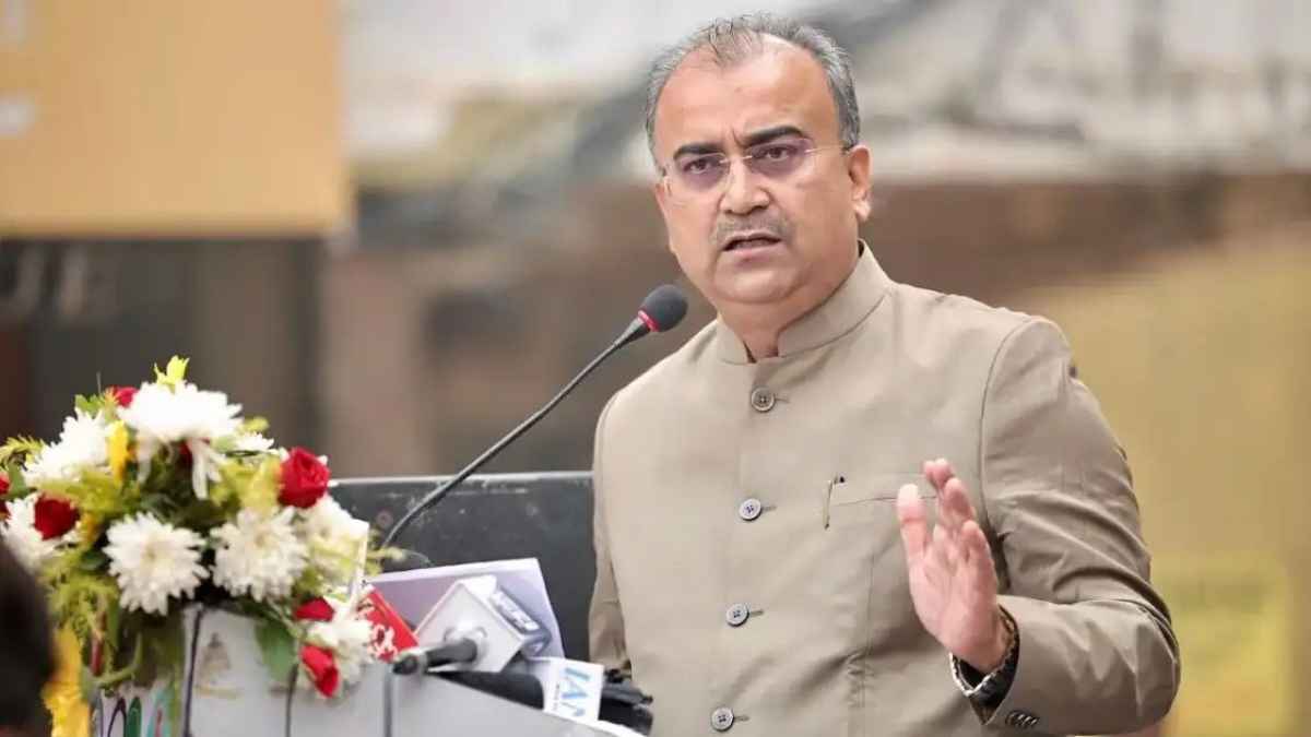 बिहार कैबिनेट विस्तार: मंगल पांडेय का पत्ता कटने से राजनीतिक गलियारों में हलचल, क्या मिलेगी संगठन में नई जिम्मेदारी? Mangal Pandey