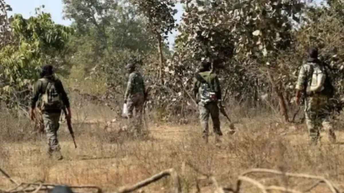 ताड़मेटला नक्सली हमला: छत्तीसगढ़ हाई कोर्ट का बड़ा फैसला, सभी 10 आरोपियों को बरी करने का आदेश बरकरार Naxalite attacks