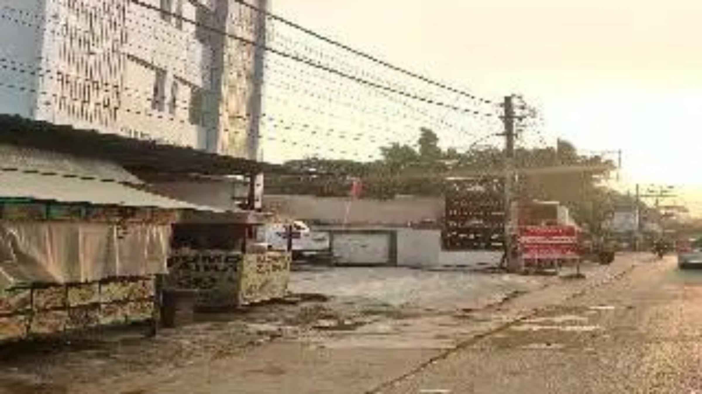 भीषण गर्मी में बिजली विभाग की बड़ी लापरवाही, चंद रसूखदारों के चक्कर में अंधेरे में कटी सैकड़ों मासूमों और बुजुर्गों की रातें Power Outage Electricity Crisis