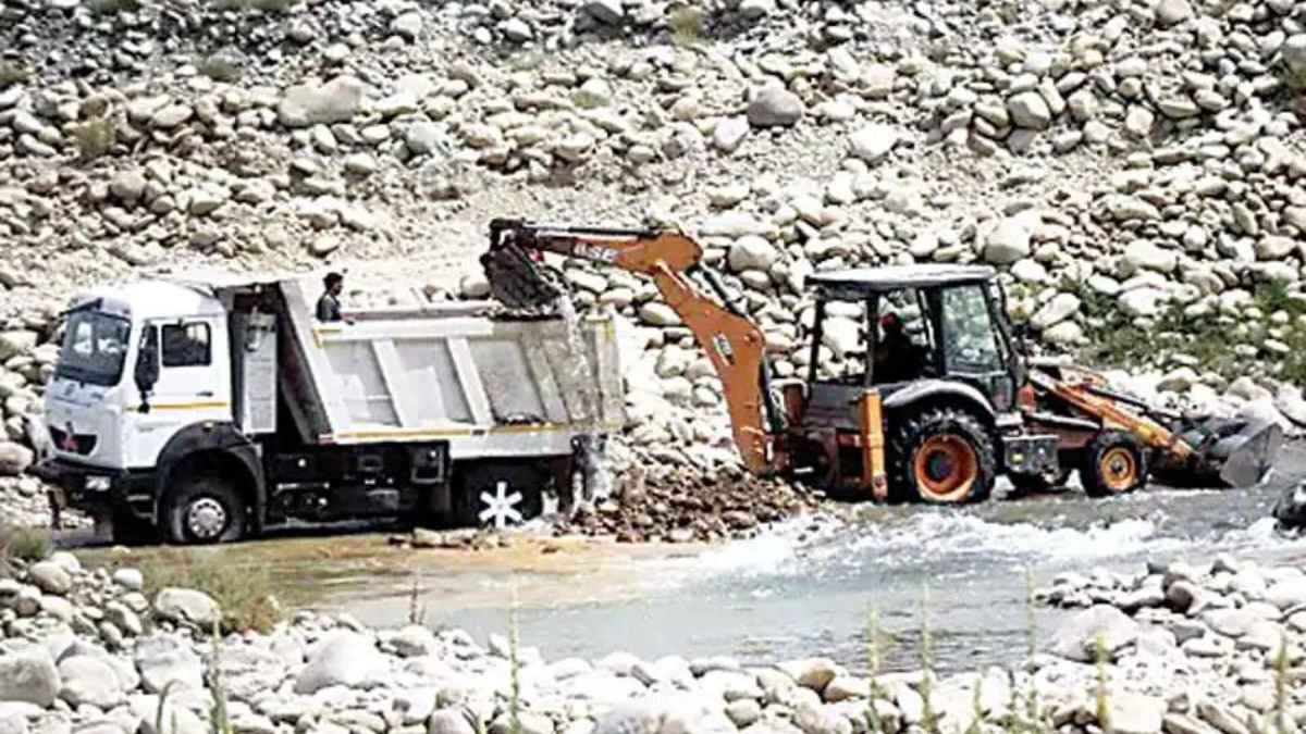 हिमाचल प्रदेश सरकार का बड़ा फैसला, अब बिना रुकावट तेजी से बनेंगे सरकारी मकान और सड़कें, जानिए नया नियम Relaxation in mining regulations