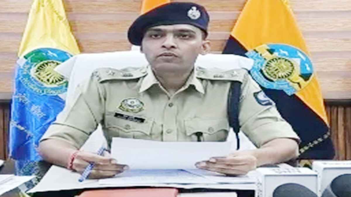 SP Dehra Mayank Chaudhary