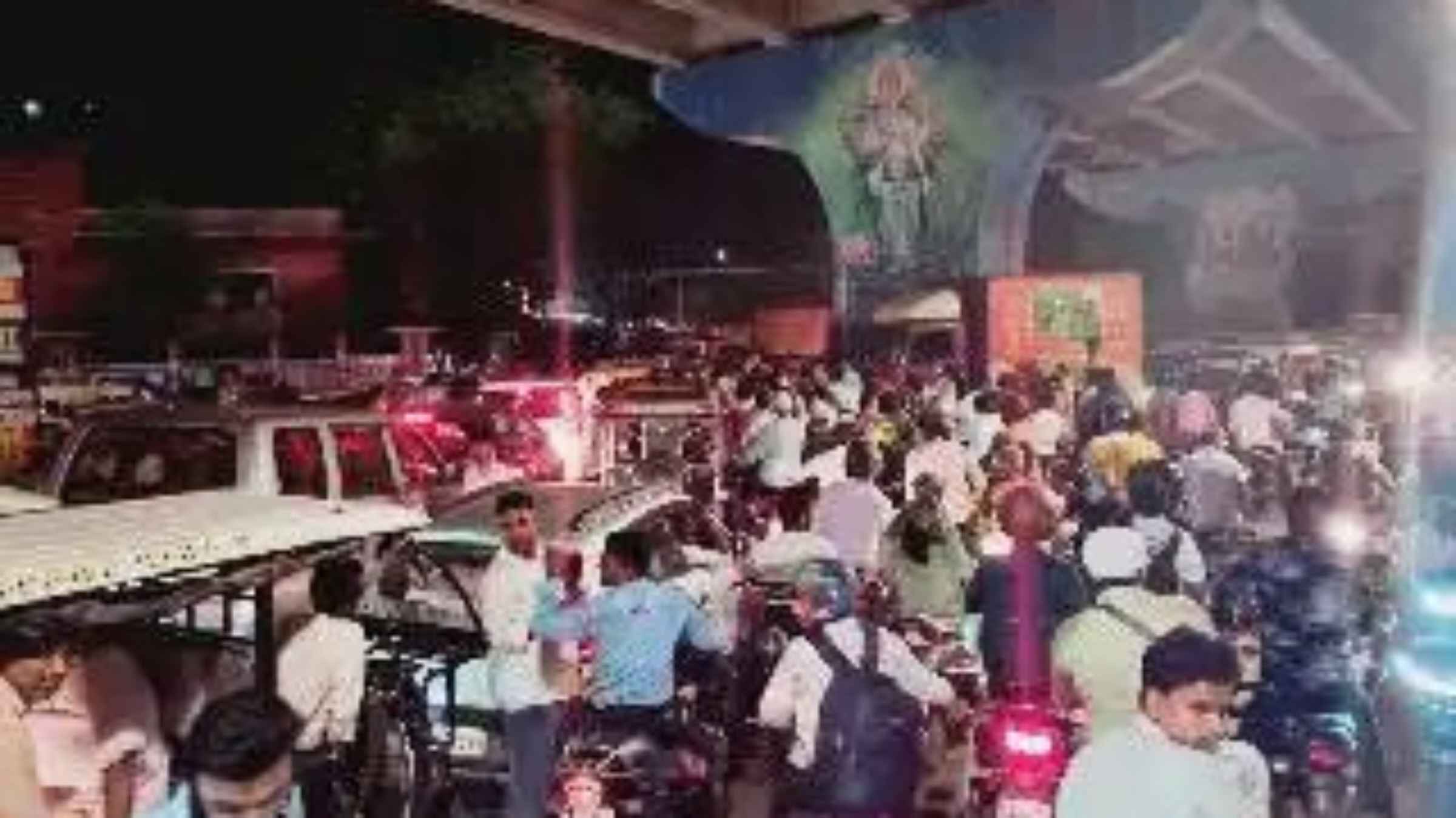 SRN Hospital Dispute  Prayagraj News