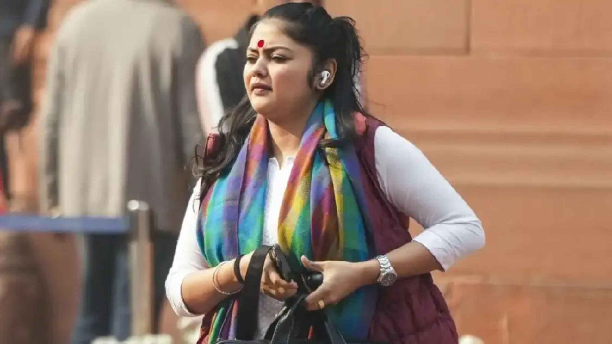 सांसद सयानी घोष का सिर कलम करने पर 1 करोड़ का इनाम देने वाले बयान पर बैकफुट पर आए भाजपा नेता प्रदीप दीक्षित Saayoni Ghosh controversy Pradeep Dikshit apology