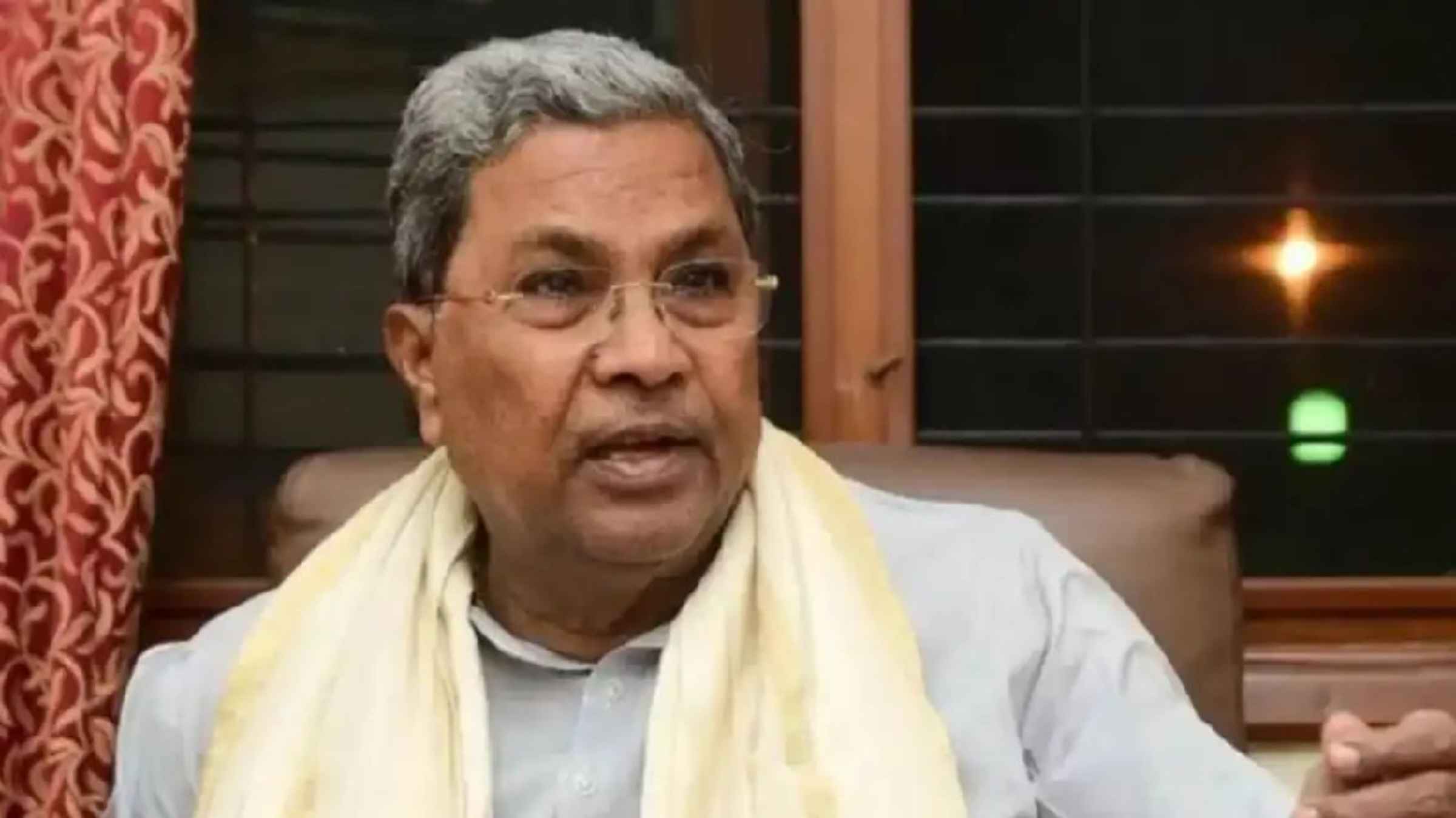 कर्नाटक की राजनीति में बहुत बड़ा भूचाल, मुख्यमंत्री सिद्दरमैया ने अचानक किया अपने इस्तीफे का बड़ा एलान, दोपहर को जाएंगे लोकभवन Siddaramaiah Resignation News