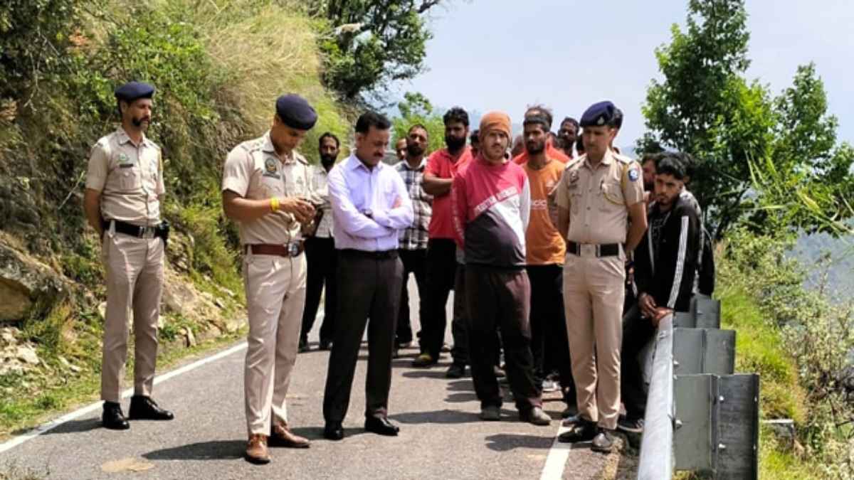चम्बा में खूनी संघर्ष: आपसी विवाद के बाद दोस्त ने पत्थर से कुचलकर की यार की हत्या, आरोपी गिरफ्तार Stone Pelting in Chamba