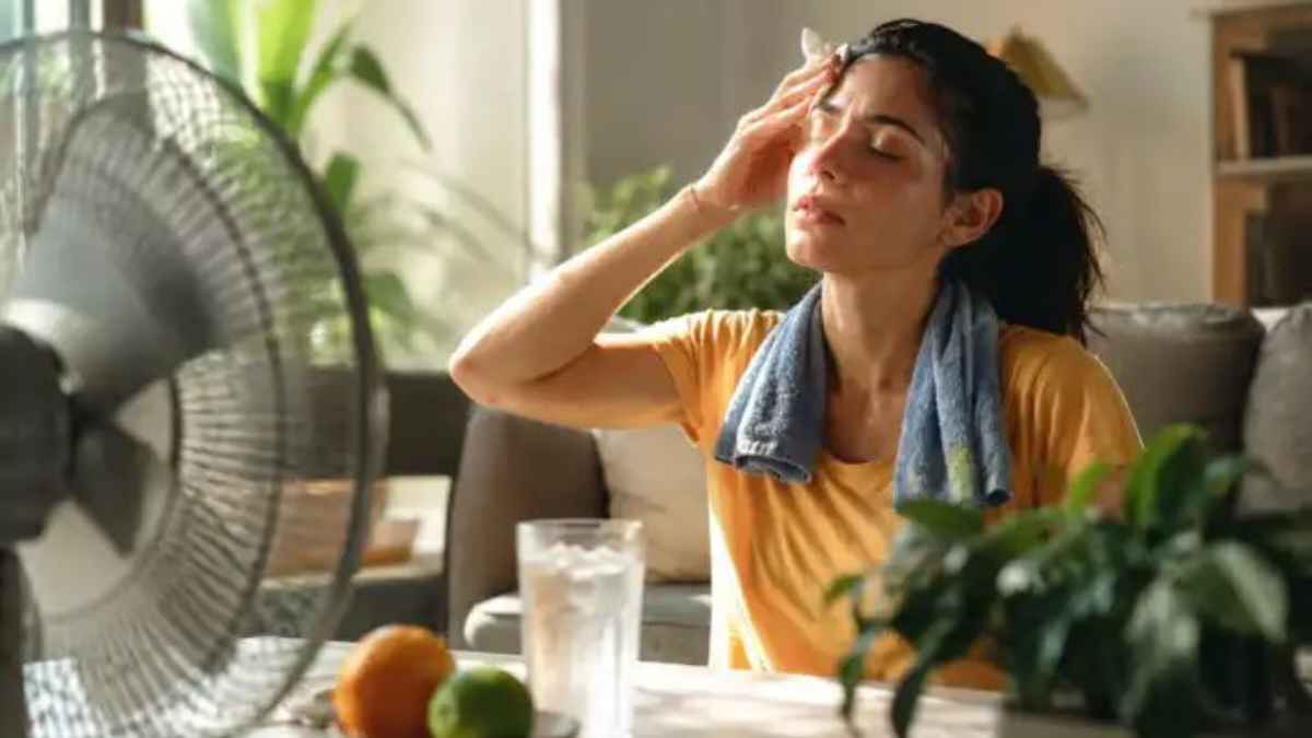 भीषण गर्मी में बाहर से लौटकर तुरंत न करें ये 5 गलतियां, सेहत को हो सकता है भारी नुकसान SummerHealth