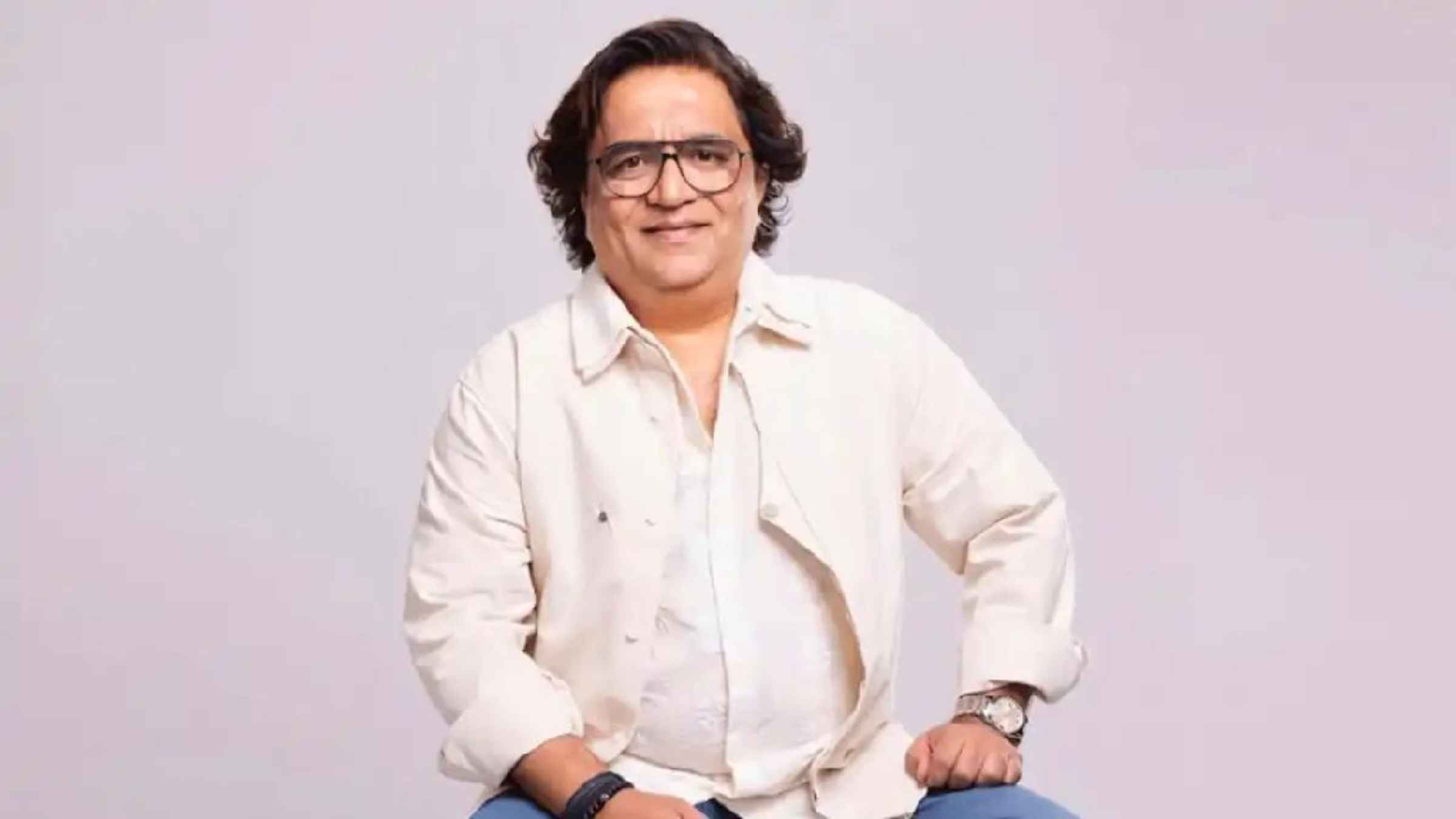 स्वानंद किरकिरे का मास्टरप्लान: क्या ‘अकेला’ के साथ शुरू होगा भारतीय म्यूजिक का नया दौर? जानिए क्या है उनका खास प्रोजेक्ट Swanand Kirkire Romantic Songs