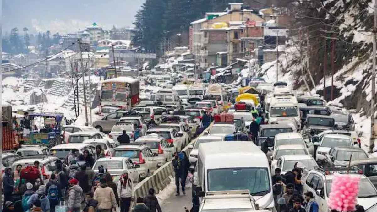 शिमला जाने वालों के लिए राहत की खबर, सोशल मीडिया के ट्रैफिक जाम दावों की पड़ताल में सामने आई अलग तस्वीर Traffic Update