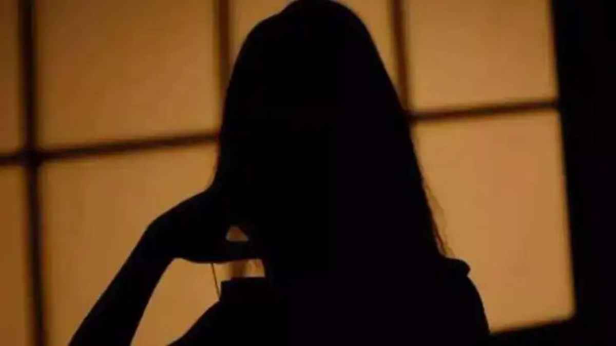 कचहरी परिसर में गर्भवती दुष्कर्म पीड़िता को उठा प्रसव दर्द, अस्पताल में दिया बेटे को जन्म Victim