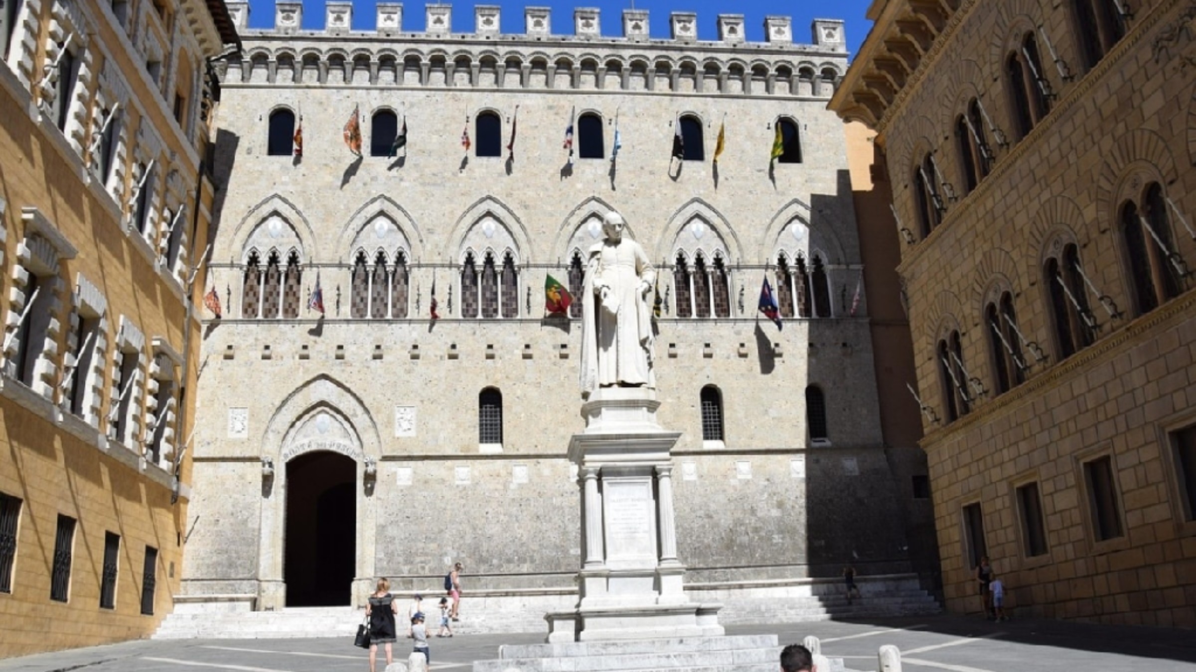 World Oldest Bank 