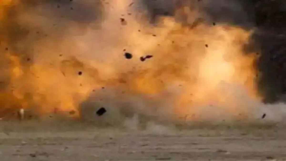 डच प्रधानमंत्री राब जेटेन के पार्टी मुख्यालय पर हमला: लेटरबॉक्स के जरिए फेंका गया बम, बाल-बाल बचे 30 कार्यकर्ता blast