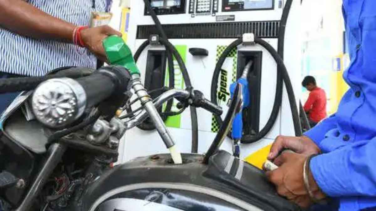 पेट्रोल-डीजल की कीमतों में फिर हो सकती है बढ़ोतरी! BPCL डायरेक्टर ने दी बड़ी चेतावनी fuel pump