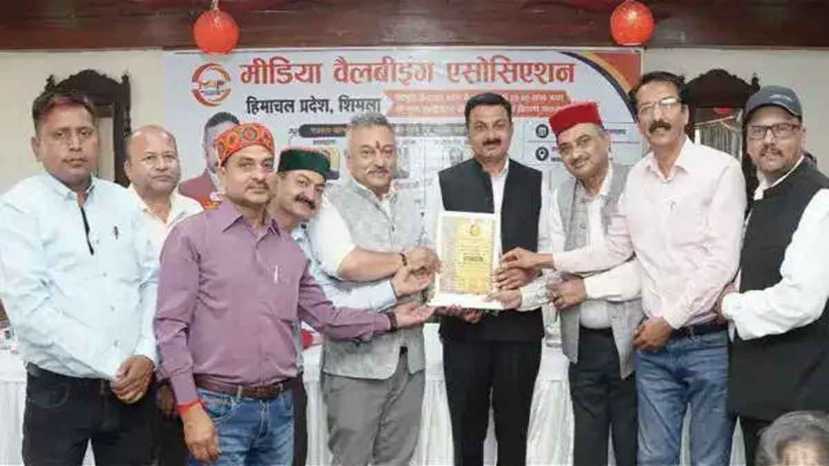 हिमाचल के पत्रकारों को मिला बड़ा तोहफा, 10 लाख का मुफ्त एक्सीडेंटल इंश्योरेंस और मिलेगी बुढ़ापे में पेंशन Accidental Insurance Policy for Journalists