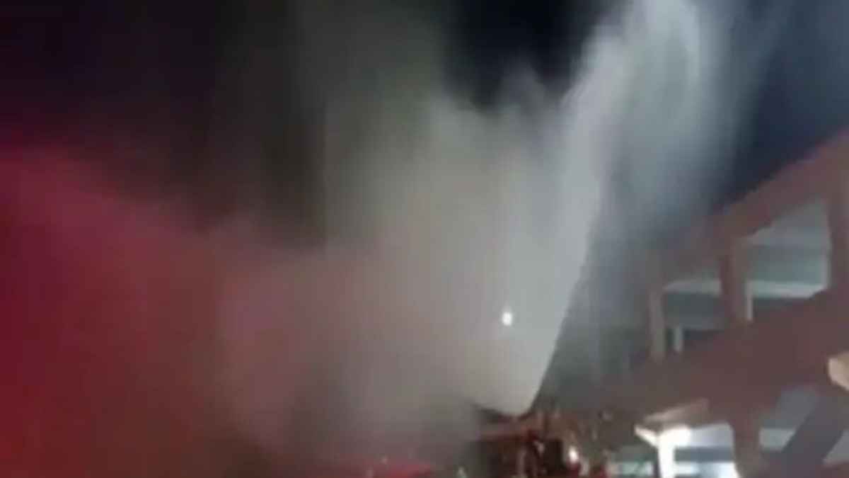 छपरा में अचानक मौत का साया! अमोनिया गैस लीक होते ही मची भारी चीख-पुकार, दहशत में भागे लोग ChhapraGasLeak
