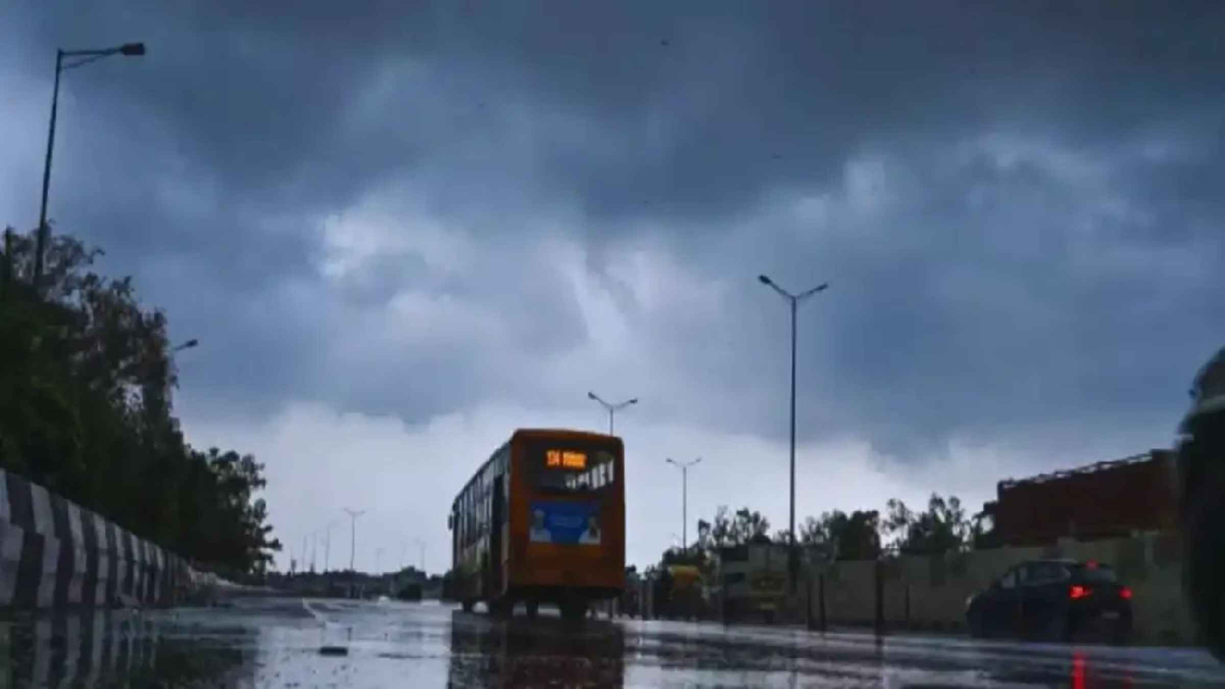 Delhi NCR Weather Updates  IMD Rain Yellow Alert_