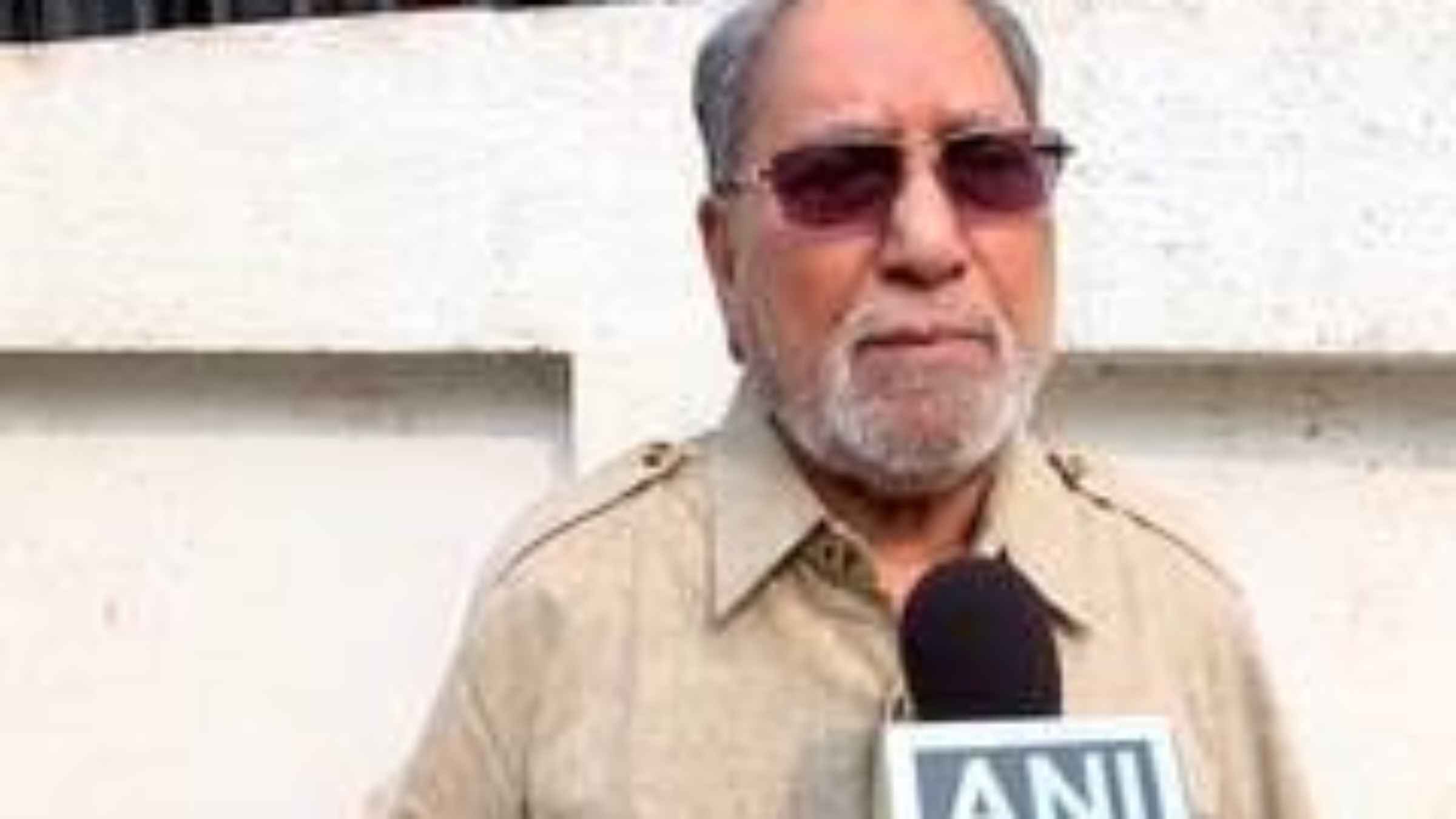 गाजियाबाद में छात्र सूर्या के हत्यारोपी का एनकाउंटर, पुलिस मुठभेड़ में ढेर हुए असद पर भड़के कांग्रेस नेता हुसैन दलवई Ghaziabad Police Encounter