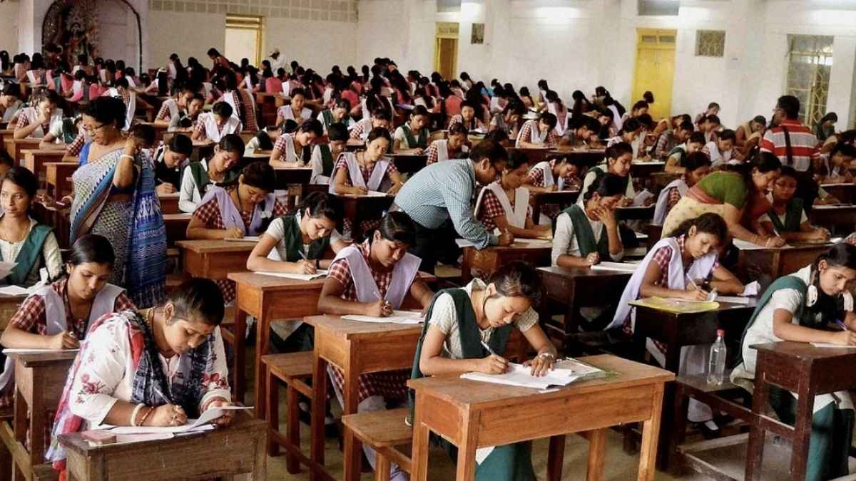 HP बोर्ड 10वीं-12वीं कंपार्टमेंट एग्जाम की डेटशीट जारी, फेल छात्रों को मिला पास होने का आखिरी मौका, ऐसे करें तुरंत डाउनलोड HP Board 10th 12th compartment exam schedule released