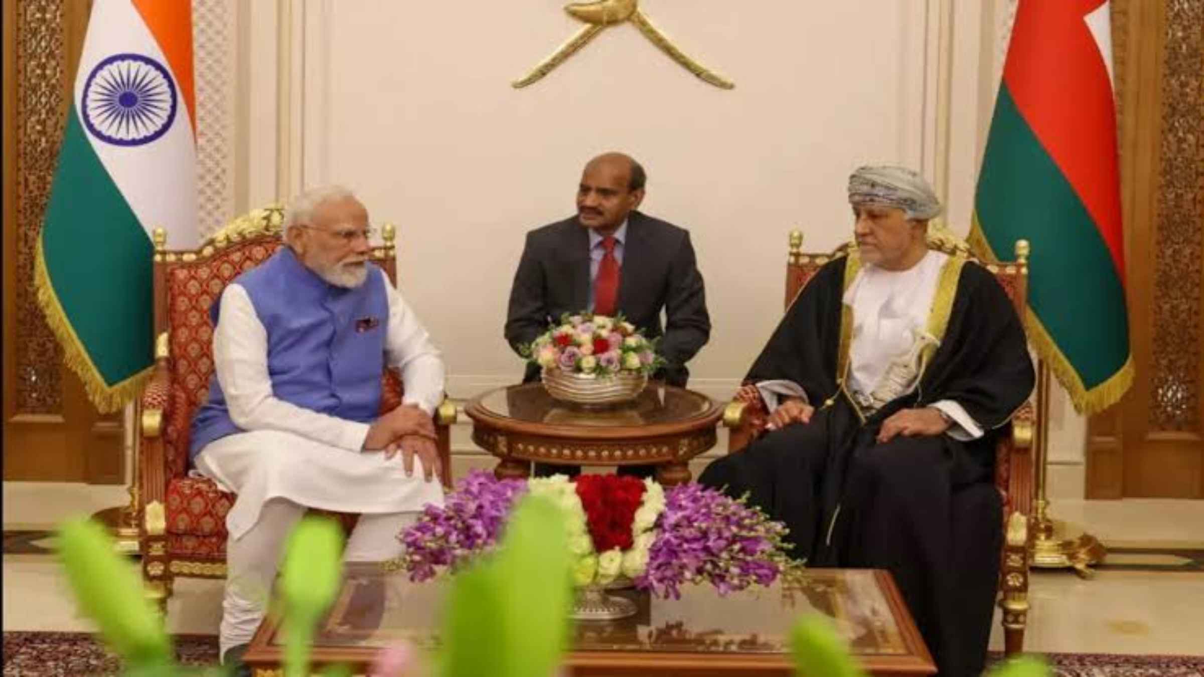 खाड़ी देशों के बीच बढ़ते तनाव के बीच भारत और ओमान की ऐतिहासिक ट्रेड डील लागू, अब जीरो-ड्यूटी पर बिकेगा हमारा सामान India Oman CEPA Pact