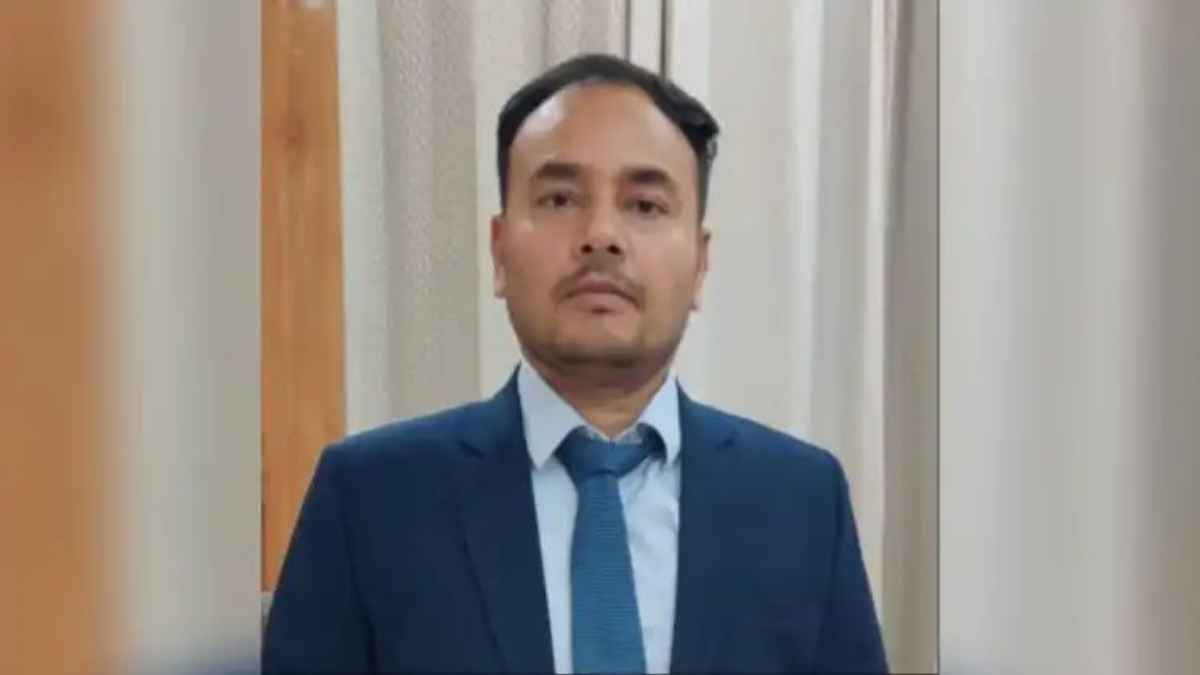 लोअर पीसीएस के बाद अब अपर पीसीएस में कमाल, मनीष मोहन नेगी बने उत्तराखंड में उप शिक्षाधिकारी Manish Mohan Negi Deputy Education Officer