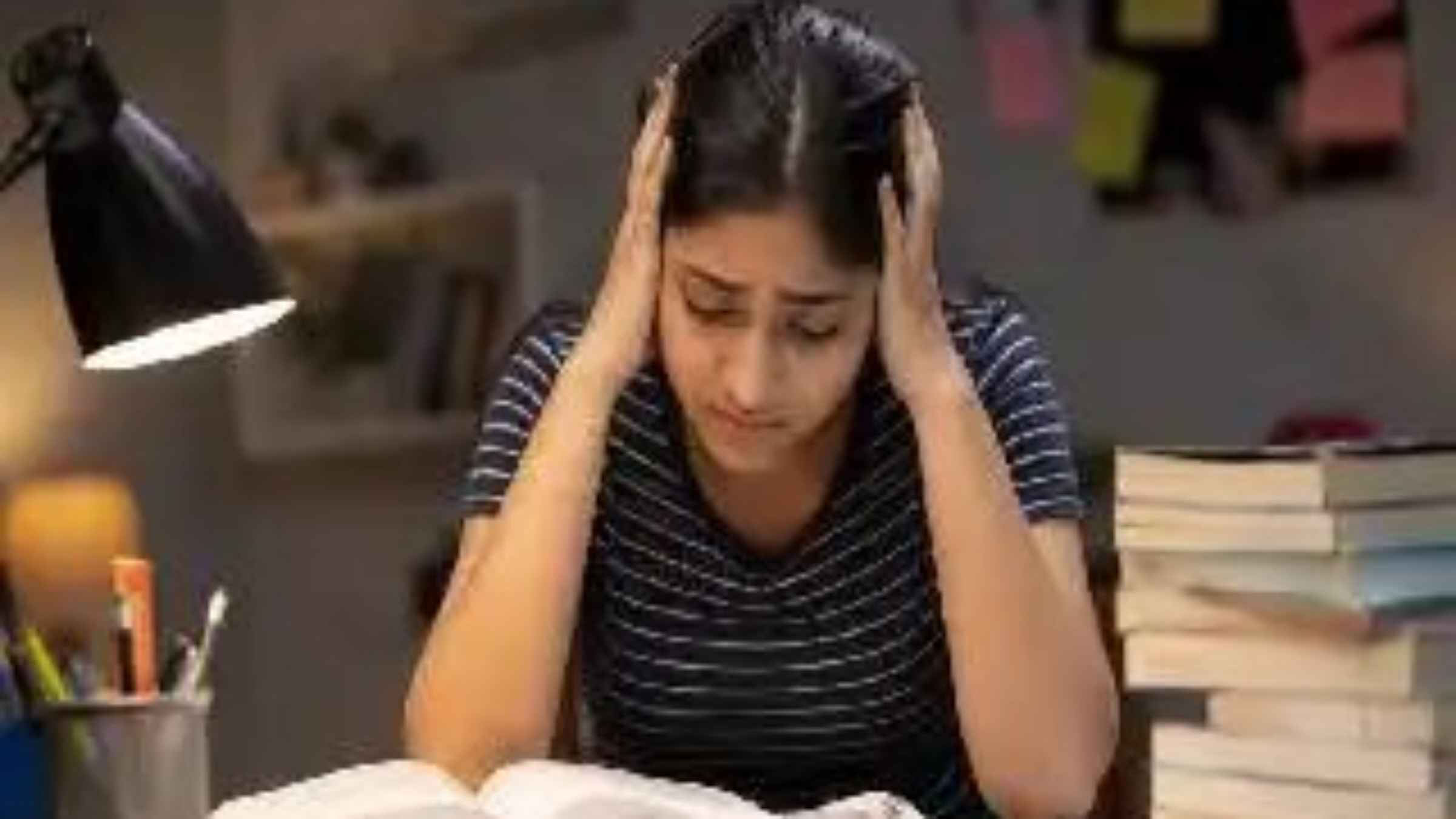 नीट परीक्षा के बाद डिप्रेशन का खतरनाक ट्रेंड, क्या आपका बच्चा भी जूझ रहा है इस गंभीर मानसिक बीमारी से? Mental Health NEET Exam