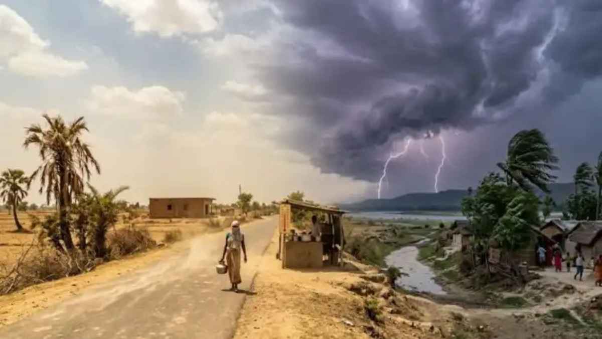Bihar Weather Updates: बिहार में अचानक बदलेगा मौसम का मिजाज, भारी बारिश के बीच भीषण लू की चेतावनी! MonsoonUpdate