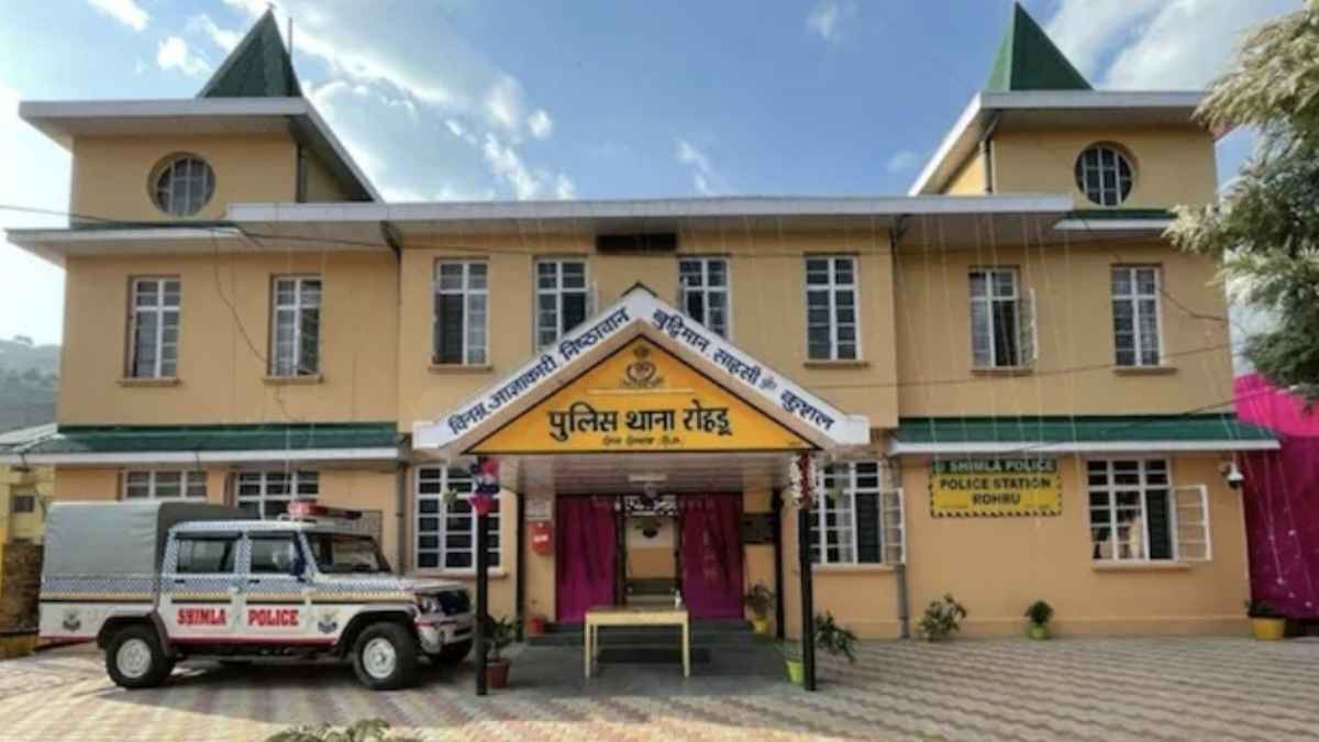Himachal Crime: शिमला में बुजुर्ग महिला की गला रेतकर बेरहमी से हत्या, इलाके में फैली सनसनी Murder in Himachal