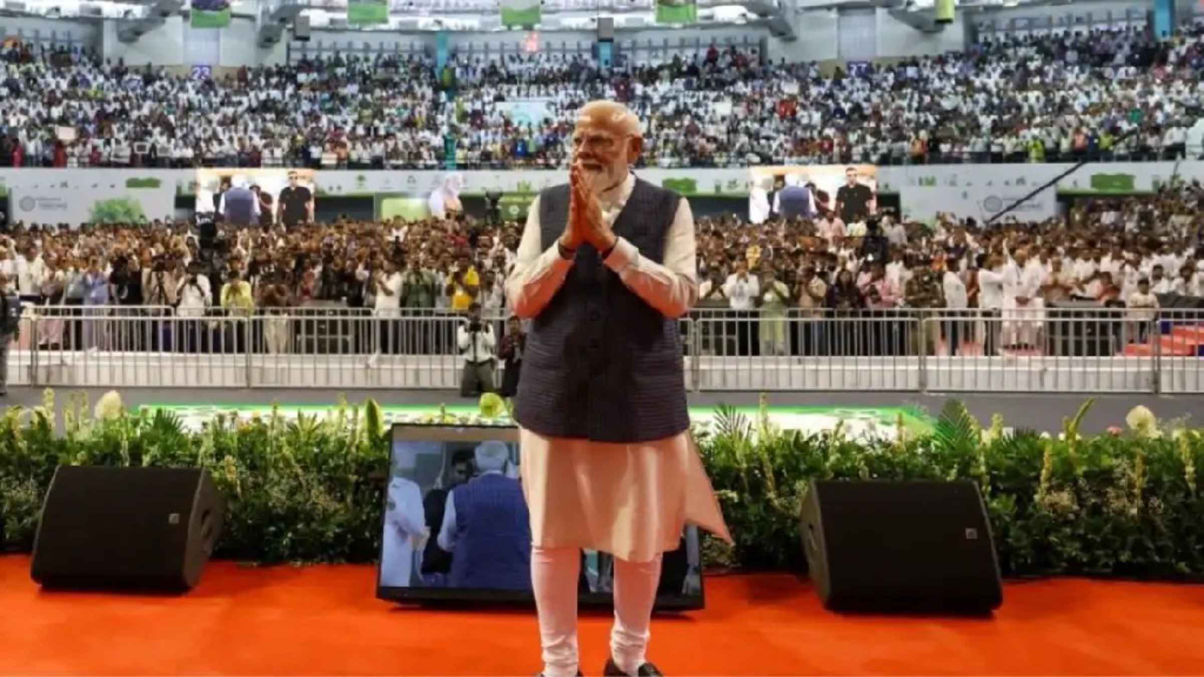 बाजार की गिरावट से डरकर म्यूचुअल फंड से पैसा निकालने की न करें भूल, पहले समझ लें टैक्स का पूरा गणित Mutual Fund Taxation