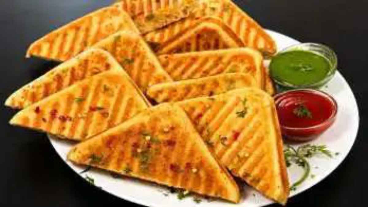 ब्रेड खत्म हो गई? 5 मिनट में बिना ब्रेड बनाएं ये जादुई और क्रिस्पी सैंडविच, बच्चे पिज्जा-बर्गर भी भूल जाएंगे NoBreadSandwich