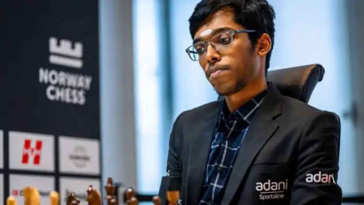 नार्वे शतरंज में इतिहास रचने वाले प्रगनानंद बोले- मैग्नस कार्लसन को हराने के लिए हर पल रहना पड़ता है सतर्क RPraggnanandhaa