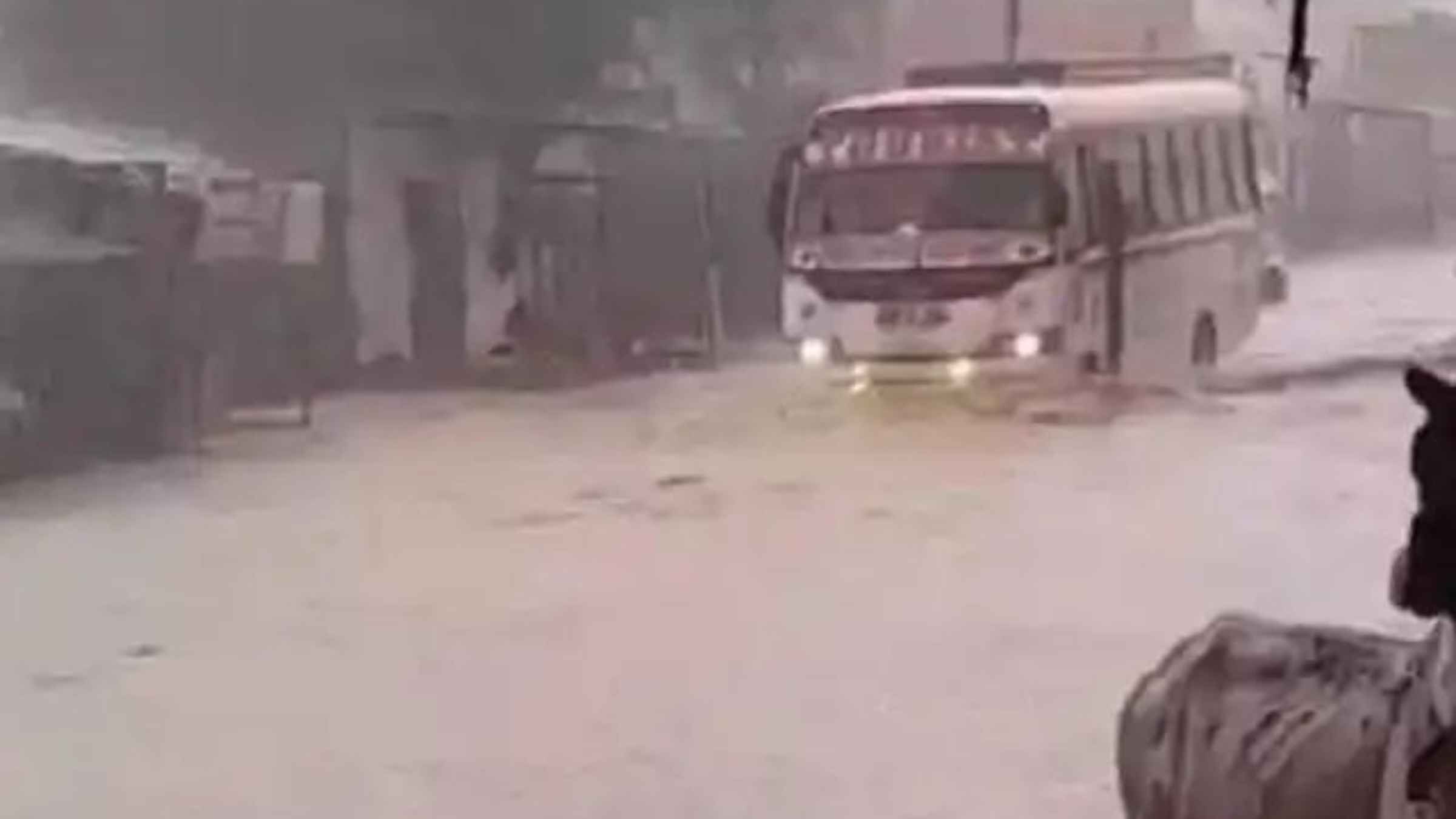 राजस्थान में पश्चिमी विक्षोभ का तांडव, मूसलाधार बारिश और आंधी से चार लोगों की मौत, जानें अगले तीन दिन का हाल Rajasthan Weather Update Rain in Rajasthan